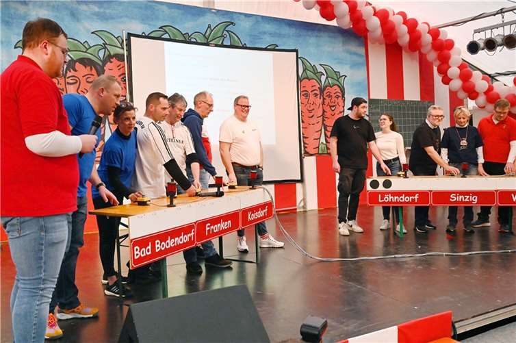 Die Teams gaben alles.  Foto: RASCH