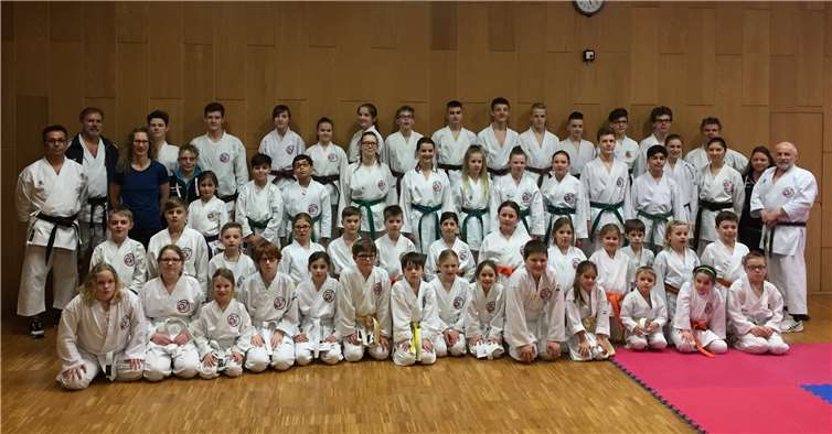 Die Teilnehmer am Kids-Trainingslagers des Karate-Club Puderbach. Privat