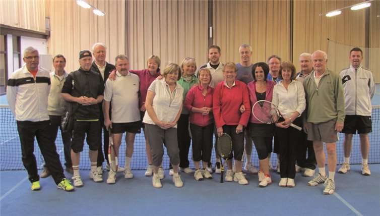 Die Teilnehmer am Mixed Winterturnier in Remagen.  Privat