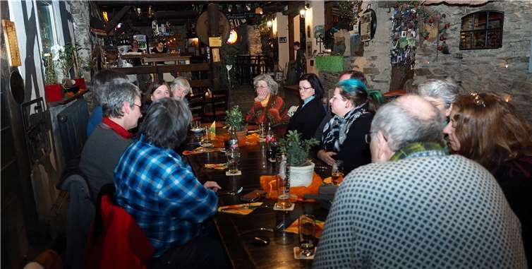 Die Teilnehmer beim Neujahrsempfang im Boulodrome. Privat