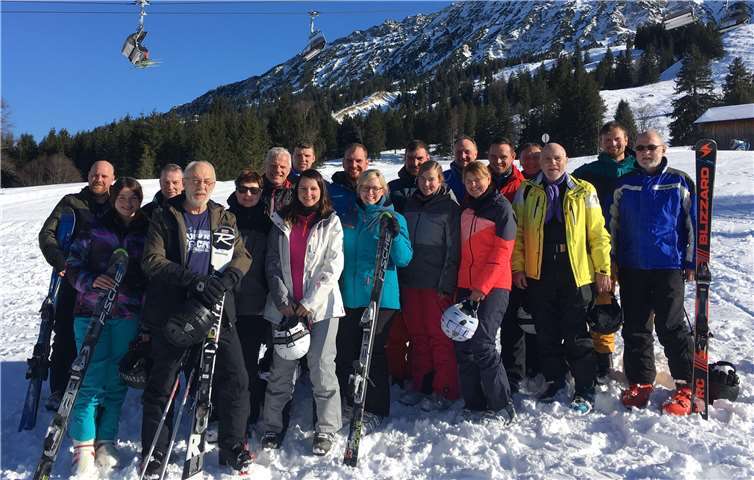 Die Teilnehmer der Skifreizeit des TuS Pommern.Foto: privat