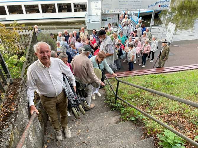 Die Teilnehmer der Tagesfahrt nach der Schifffahrt auf der Lahn. Foto: privat