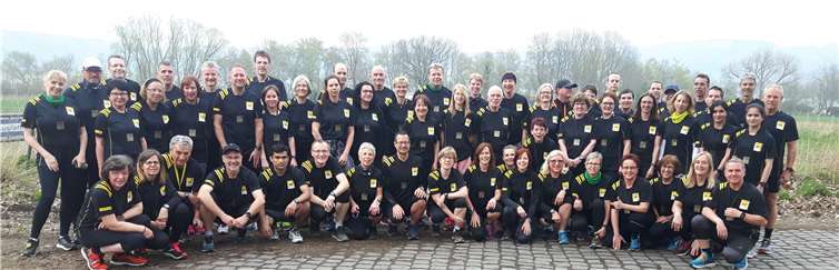 Die Teilnehmer der Trainingsgruppe (Halb-)Marathon vor dem Start in Bonn.Fotos: privat