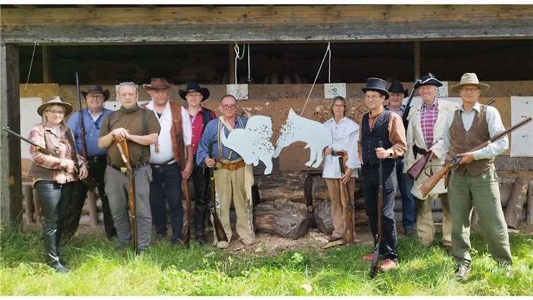 10. "Rifle-Man"-Wettbewerb Die Teilnehmer des 10. "Rifle-Man"-Wettbewerbs der Schützen Mayen-Hausen. Foto: privat