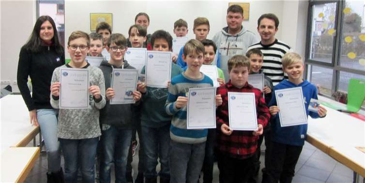 Die Teilnehmer des Elektronik-Camps.Privat