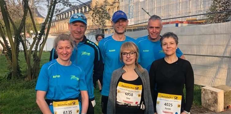 Die Teilnehmer des Lauftreffs SV Weitersburg am 19. Deutschen Post Marathon in Bonn.Fotos: privat