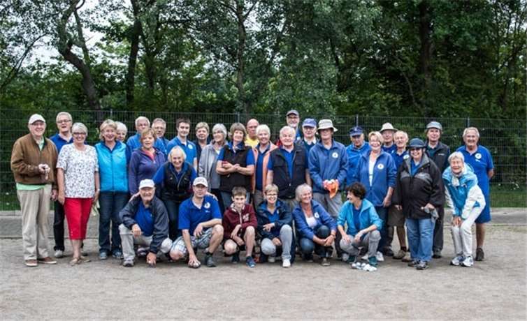 Die Teilnehmer des Super Mêlée-Wettkampfes. privat