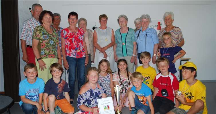 Die Teilnehmer des Turniers.Fotos: privat