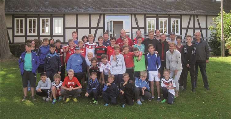 Die Teilnehmer des Zeltlagers 2015. Privat