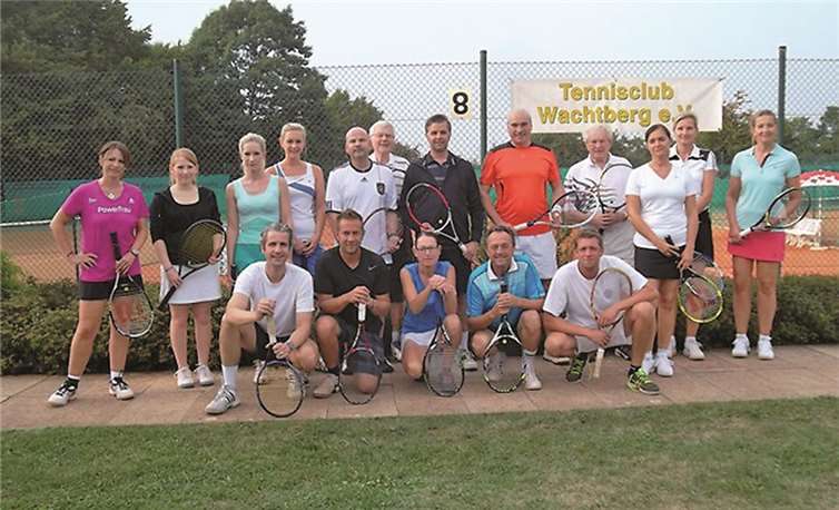 Die Teilnehmer des letzten Erwachsenen Camps. privat