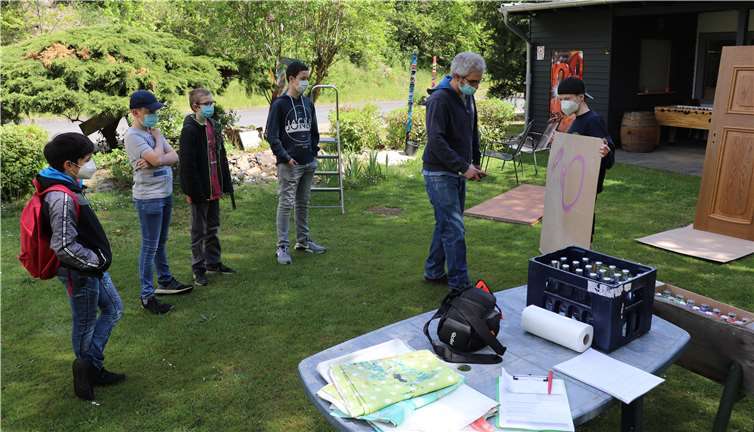 Die Teilnehmer hatten große Freude an der gelungenen Oper-Air-Aktion auf dem Jugendbürogelände. Foto: privat