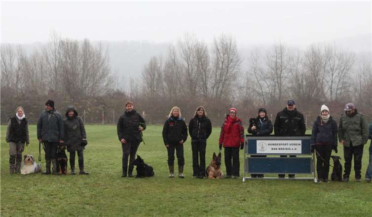 Die Teilnehmer nach dem dritten und letzten Workshop der Seminarreihe des Jordan-Training-Systems. privat