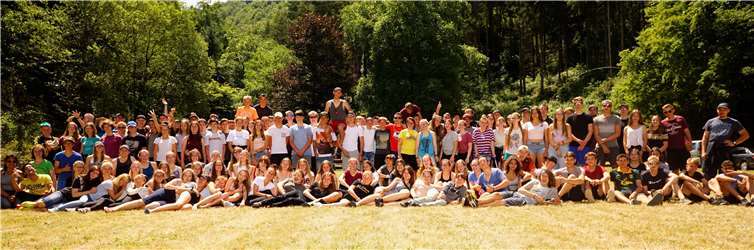 Die Teilnehmer und Betreuer der CVJM-Jugendfreizeit.privat