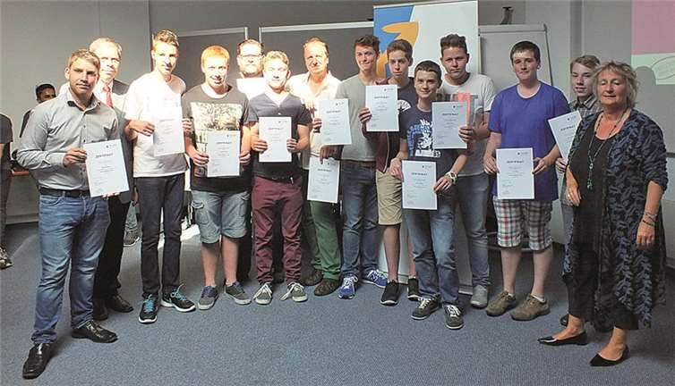 Die Teilnehmer wurden für besonderes Engagement ausgezeichnet. privat