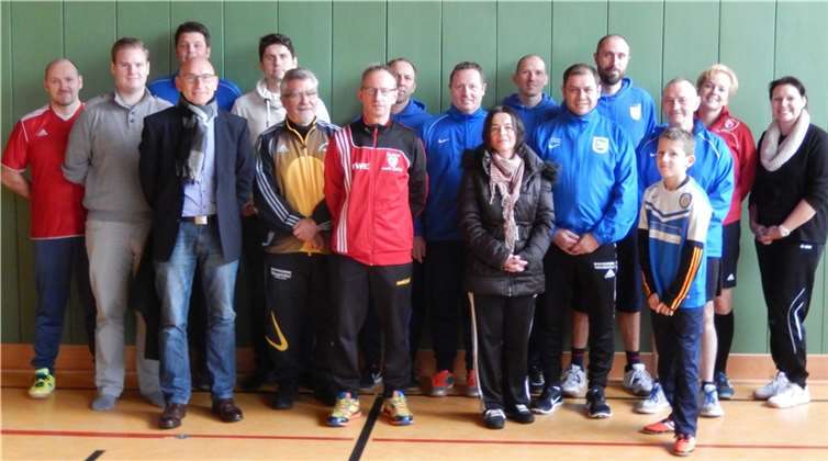 Die TeilnehmerInnen des „Futsal“-Lehrgangs. privat