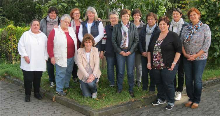 Die Teilnehmerinnen der 18. Schulung „Umgang mit Menschen mit Demenz“ mit Referentin Karin Stahl-Wittlich (r.).Olaf Spohr