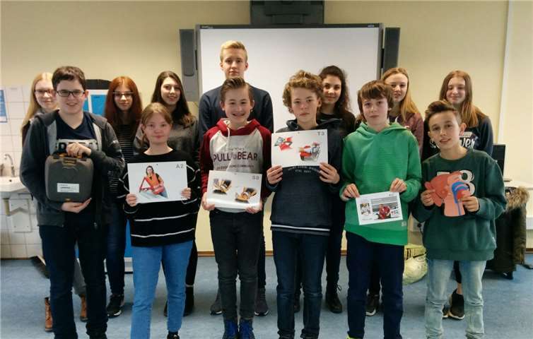 Die Teilnehmer/innen der Erste-Hilfe-Grundausbildung des DRK am Bertha-von-Suttner-Gymnasium Andernach. privat