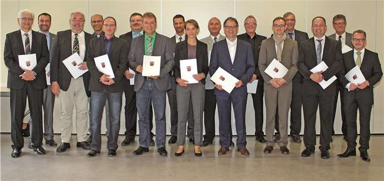 Die Teilnehmerinnen und Teilnehmer des Lehrgangs FQ A14. privat