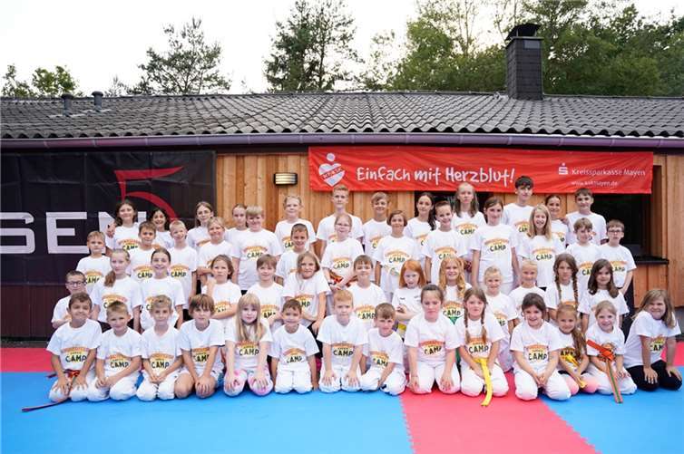Die Teilnehmerinnen und Teilnehmer des Sommerferien-Karate-Camps des Sen5 Karate Verein.  Fotos: Sen5 e.V.