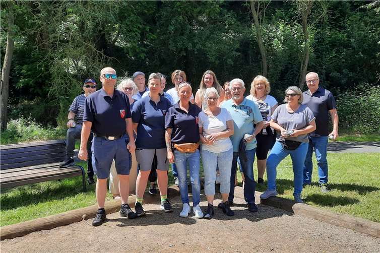 Die Teilnehmerinnen und Teilnehmer des Turniers.  Fotos: privat