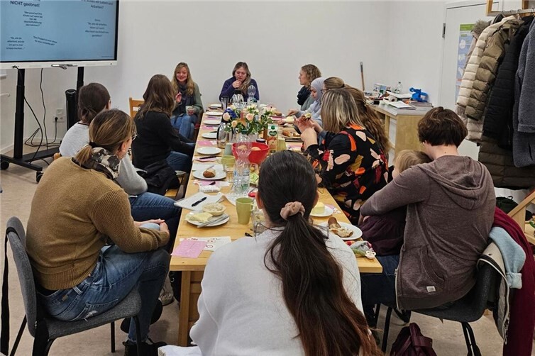 Die Teilnehmerinnen wurden durch den Vortrag von Hanna Jones ermutigt.