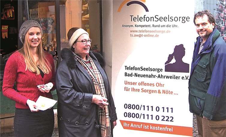 Die Telefonseelsorge Bad Neuenahr-Ahrweiler präsentierte sich auf dem Remagener Weihnachtsmarkt.privat