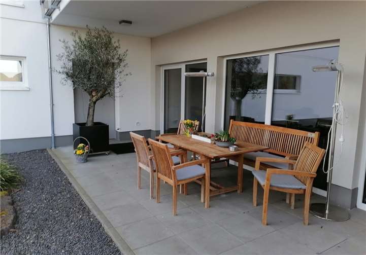 Die Terrasse vor dem Mehrzweckraum des Hospizes. Foto: Hospiz im Ahrtal