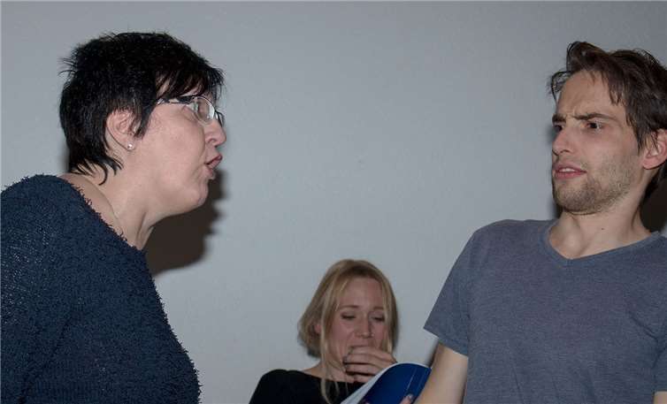 Die Theatergruppe DaCapo bei den Proben des Stücks.privat