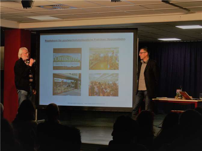 Die Themen von Professor Paech waren für manche Zuhörer "schwere Kost" Fotos: privat