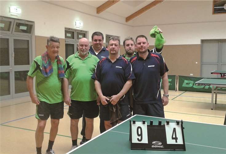 Die Tischtennisspieler des SV Oedingen II feierten gegen Ramersbach den ersten Erfolg.privat