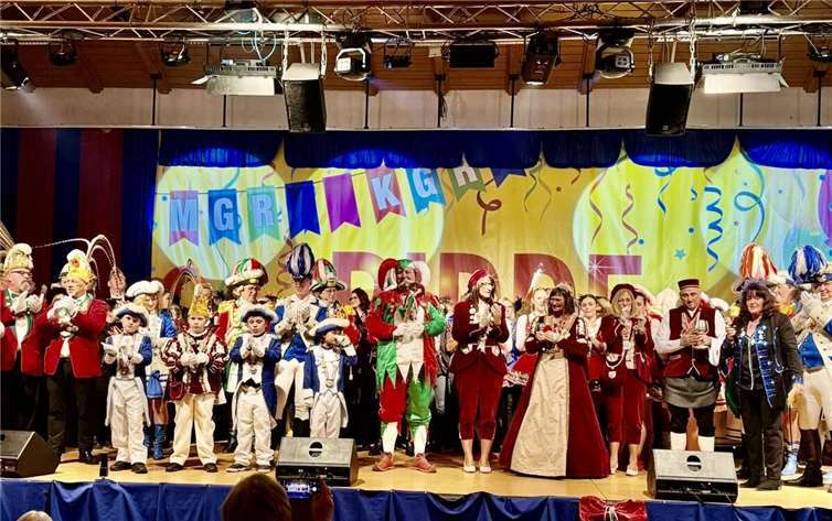 Die Tollitäten der Stadt Mayen waren ebenfalls beim „Bunten Abend“ zu Gast.