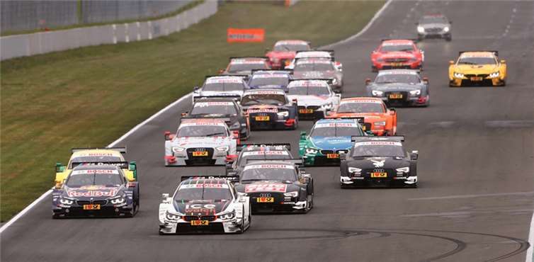 Die Tourenwagen beim Start im letzten Jahr. HOCH ZWEI