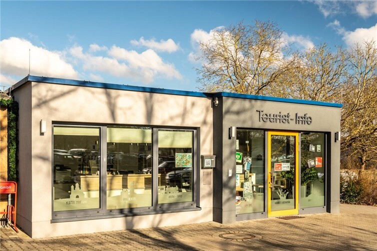 Die Tourist-Information Maria Laach ist für viele Gäste erster Anlaufpunkt bei einem Besuch am Laacher See. 