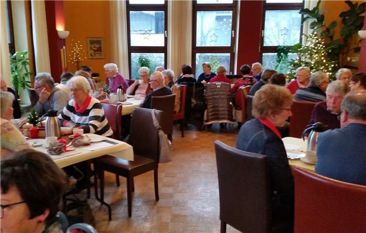 Die Tradition wird fortgeführt - auch im nächsten Jahr werden sich die Senioren zum Adventssingen treffen. Foto: privat