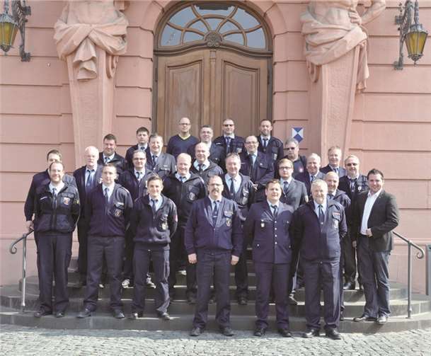Die Treis-Kardener Wehrführer besuchten MdL Benedikt Oster und den Landtag in Mainz.privat