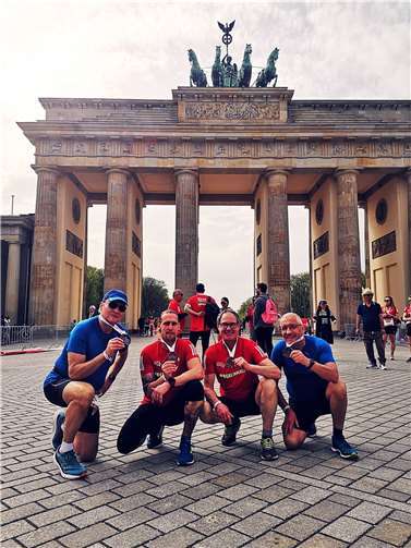Beim Berliner Halbmarathon an den Start gegangen Die Trimbser Läufer sind alle gut und gesund im Ziel (21,0975 km) angekommen. Foto: privat