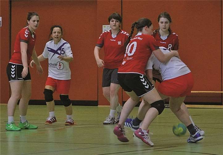 Die Troisdorfer Damen erzielten gegen Ende des Spiels nur ein Tor. privat