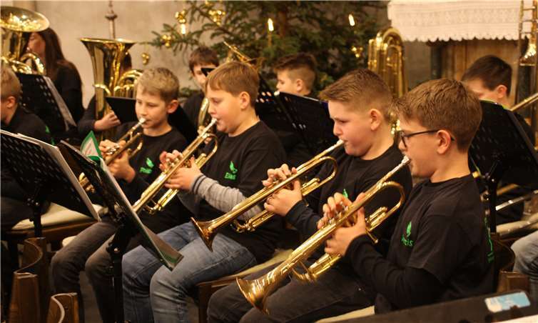 Die Trompeter der Bläserklasse 6b.
