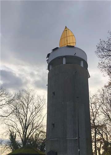 Die Turmkerze ist seit dem ersten Adventswochenende zu sehen. Foto: privat