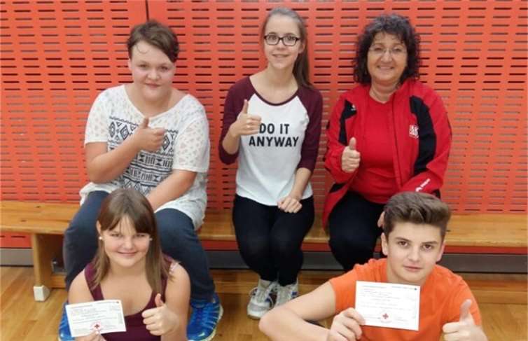 Die Turner können nun Erste Hilfe leisten. privat