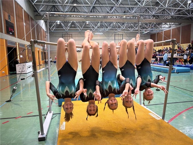 Die TurnerinnenJahrgang 2013 und jünger.