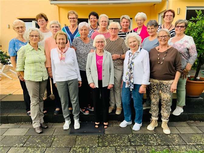 Die Turnschwestern der Montagsriege des Turnverein Remagen feierten das 75-jährige Jubiläum. Foto: AB