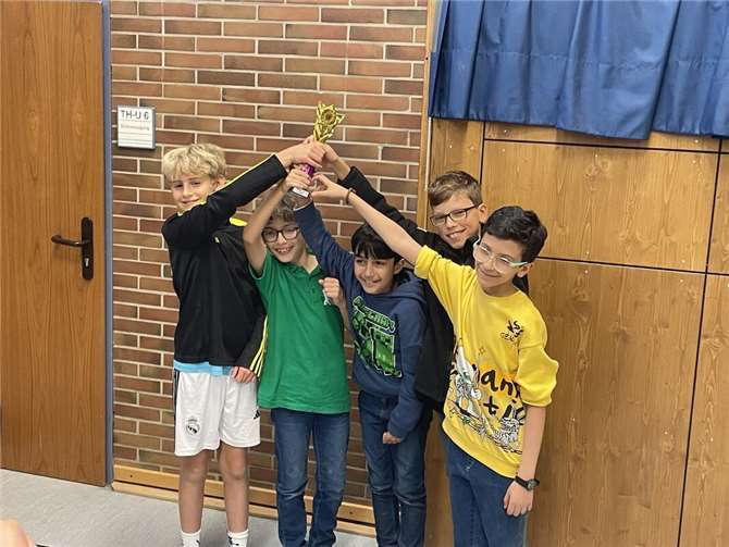 Die U10-Mannschaft aus Fritzdorf nach ihrem überragenden 2. Platz bei der NRW-Meisterschaft.  Fotos: privat