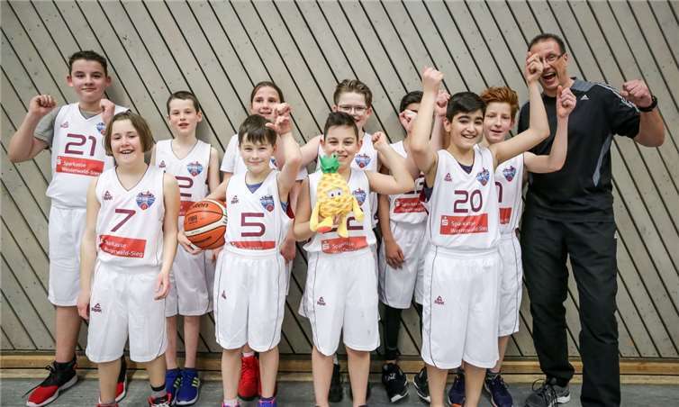 Die U12-Basketballer dürfen stolz sein: Sie sind Vize-Kreismeister und dürfen zur Rheinland-Meisterschaft. Foto: privat