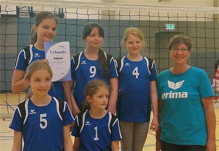 Die U12-Mädels aus Vallendar konnten bei der Landesmeisterschaft den 8. Platz erreichen. privat