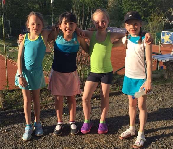 Die U12 Mädels (v.l.n.r.: Emilia, Viktoria, Ella und Heidi