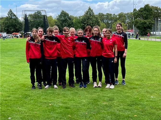 Die U16-Leichtathleten der LG Rhein-Wied riefen bei der DM in Stuttgart starke Leistungen ab. Foto: LG Rhein-Wied