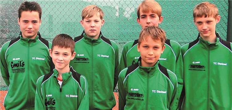 Die U18 des TC Steimel freut sich über die gewonnene Vizemeisterschaft. privat
