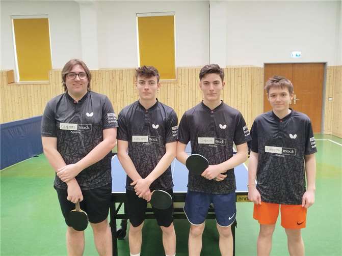 Derbywoche beim TTV Die U19 Mannschaft.