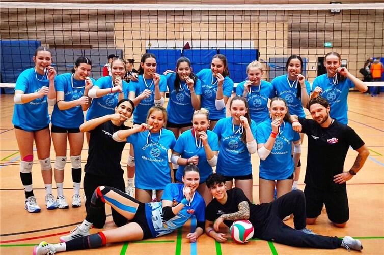 Die U20 des VC Neuwied77 in Siegerpose. Foto: privat